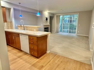 11004 NE 11th St APT 202, Bellevue, WA 98004