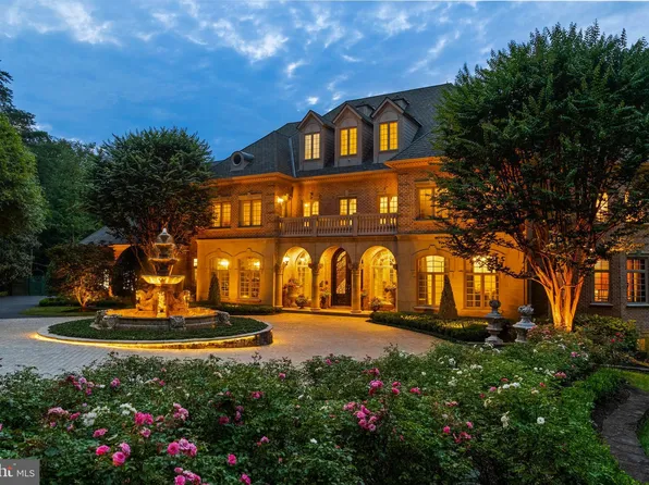 9112/9120 Mine Run Dr, Great Falls, VA 22066