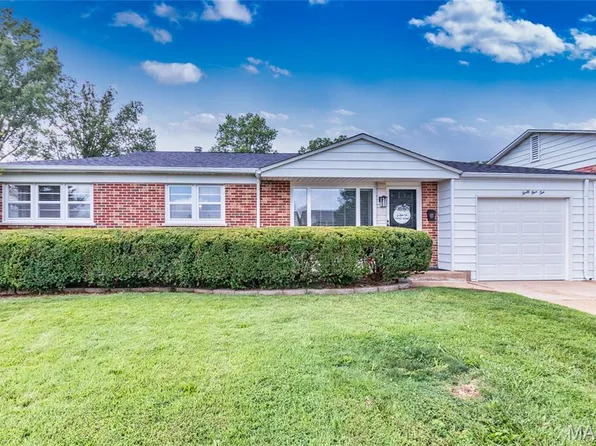 4510 Tomahawk Dr, Saint Louis, MO 63123