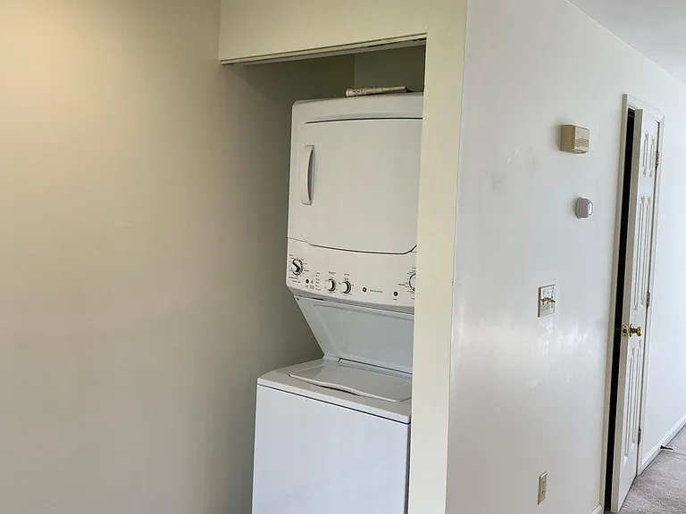 Oak Terrace Townhomes — Photo 41