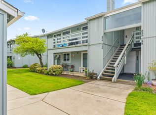 650 Harlow Rd APT 233, Springfield, OR 97477