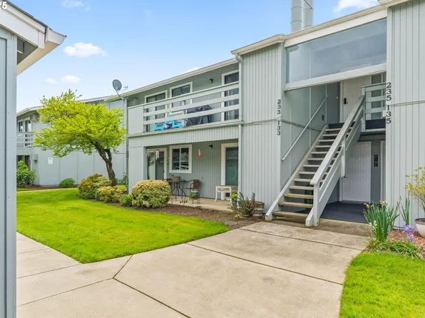 650 Harlow Rd APT 233, Springfield, OR 97477