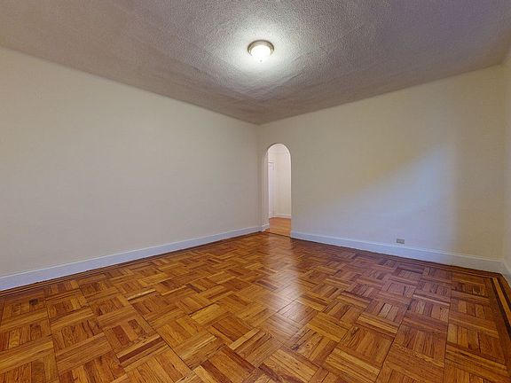 3rd image of 501 W 184th St APT 5F