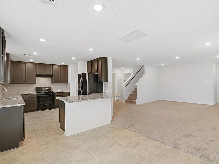 647 Ash Mill Dr — Photo 6