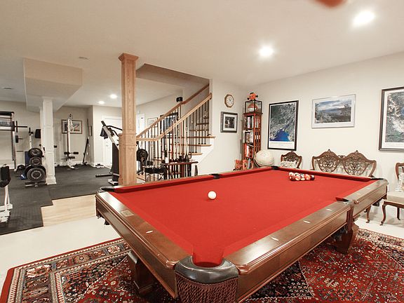 3rd image of 7093 Coronation Cir