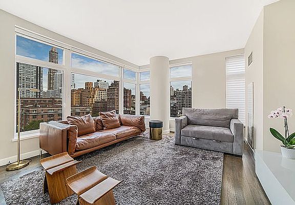 5th image of 400 E 67th St APT 11B