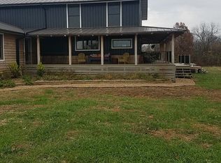 913 SW State Route 2 Hwy, Chilhowee, MO 64733