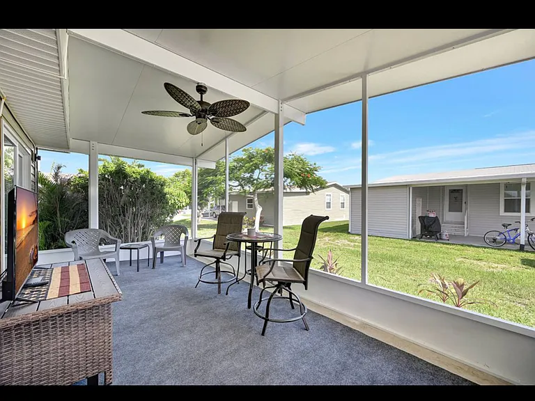 20 Quilla Ct #563 — Photo 13