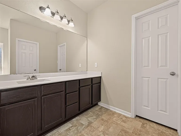 20702 Iron Timber Ln — Photo 43