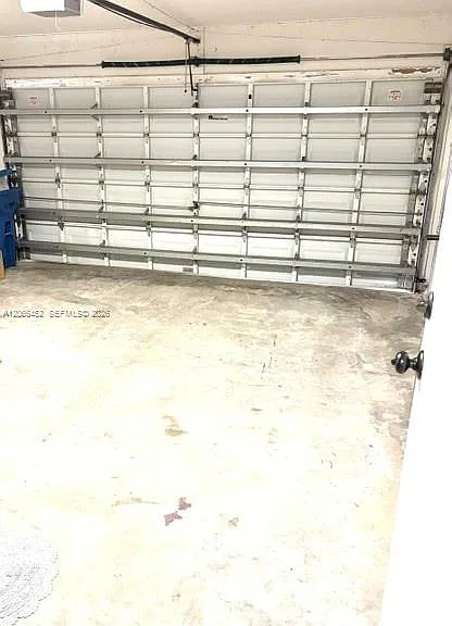 16850 Crestview Ln — Photo 26