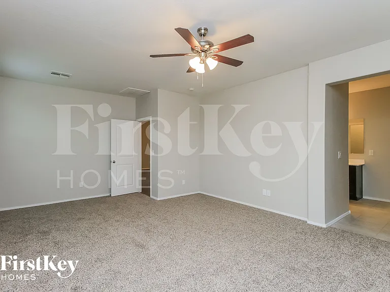 4637 E Fire Opal Ln — Photo 8