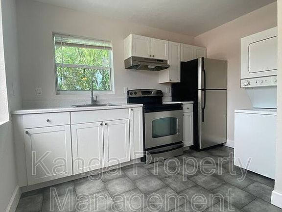 3rd image of 1400 W 28th St Unit 2