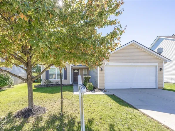 12501 Old Pond Rd, Noblesville, IN 46060