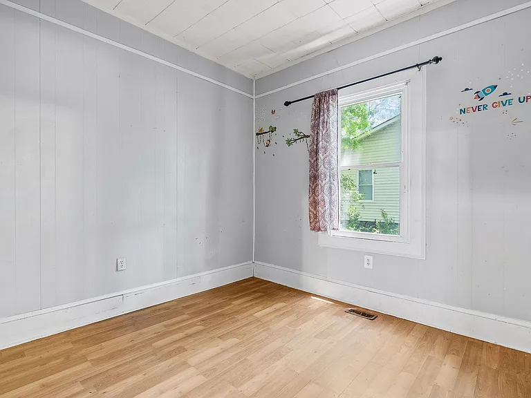 902 Pickens St — Photo 14