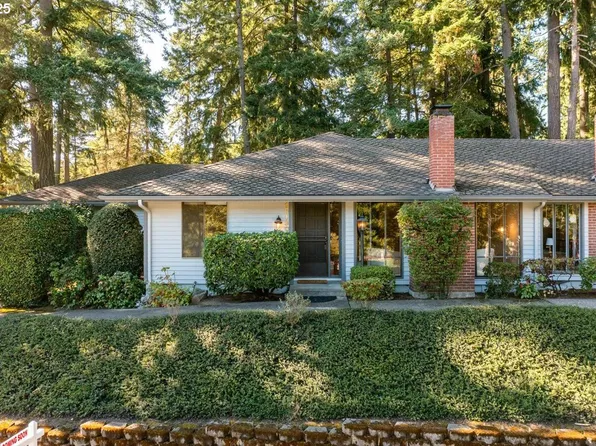 15130 SW Village Ln, Beaverton, OR 97007