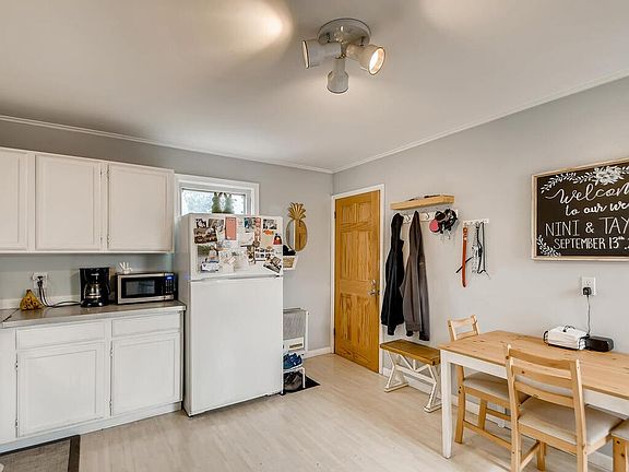 2nd image of 813 Lowry Ave NE #2