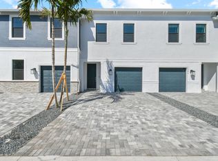 7648 SW Lucy Ln, Stuart, FL 34997