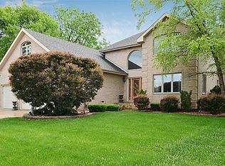 1026 119th St #T, Lemont, IL 60439