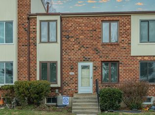6402 Hilltop Dr #56, Brookhaven, PA 19015