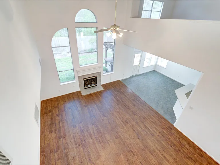 16464 Beewood Glen Dr — Photo 47
