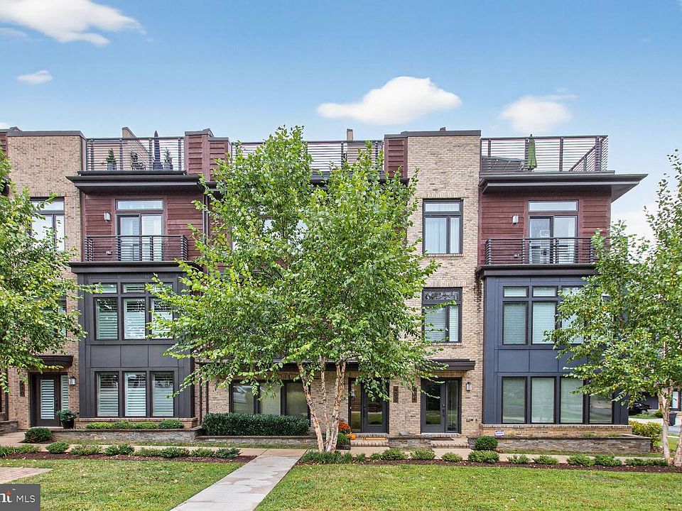 1st image of 432 Barlow Pl