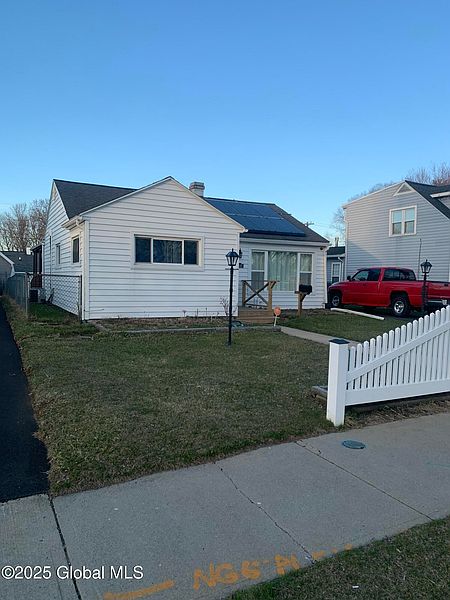 3rd image of 337 Whitehall Road