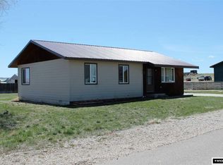 513 W 5th St, La Barge, WY 83123