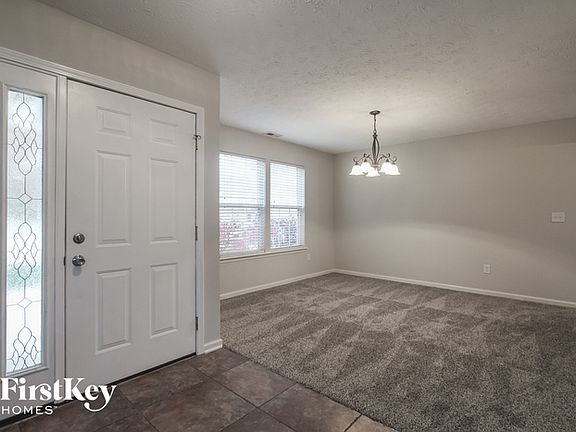 4th image of 38 Markleville Ln