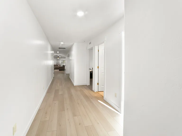 548 N Ripplerock Pl — Photo 21