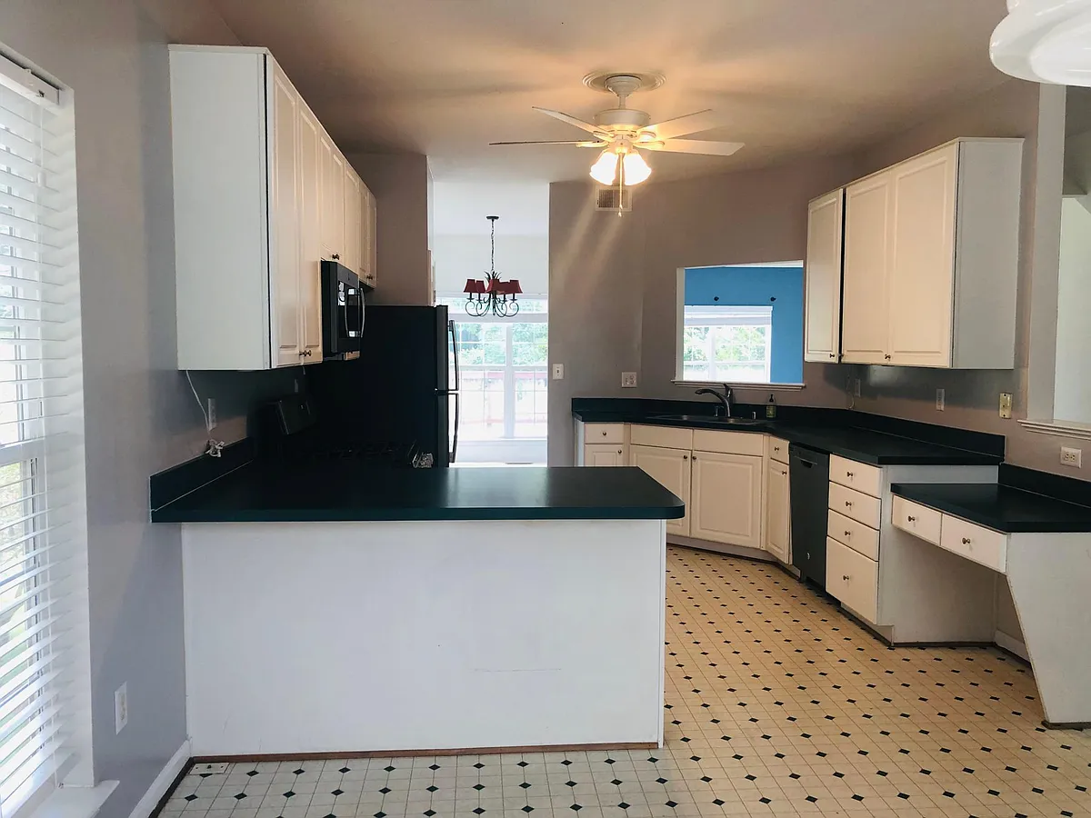 Building Photo - 5175 Ballycastle Cir