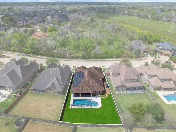 2610 Lazy Vine Ln, Missouri City, TX 77459