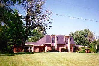 2836 Ironwood Drive