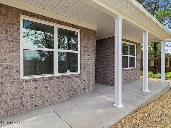 5th image of 149 Sunset Dr