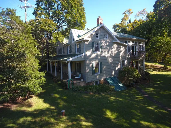 4425 Mount Carmel Rd, Hampstead, MD 21074