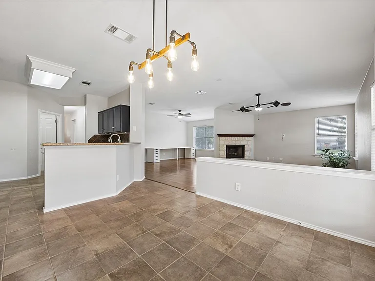 500 Millington Ln — Photo 16