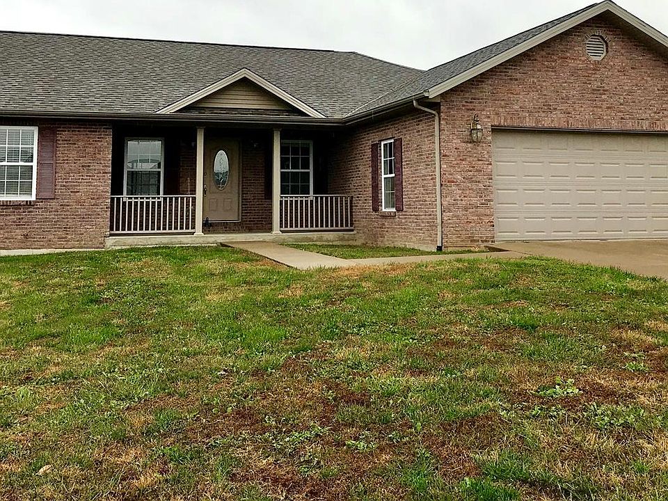 1st image of 133 Blue Willow Ln