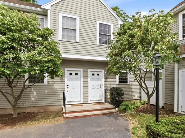 11 Brookside Rd #3, Braintree, MA 02184