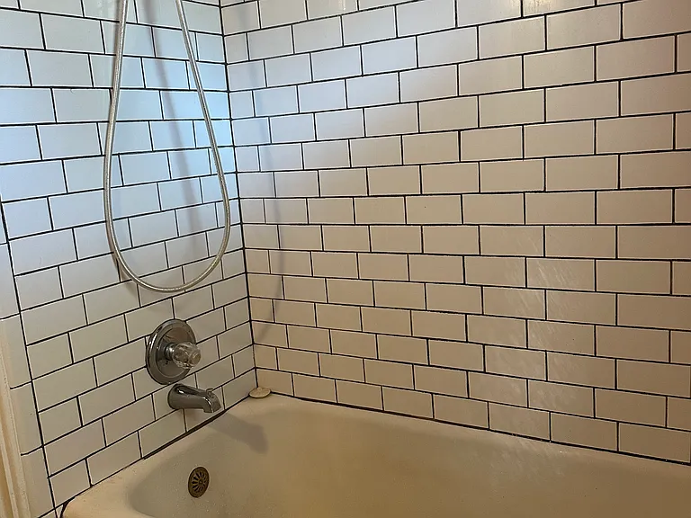 Deep tub for deep relaxin