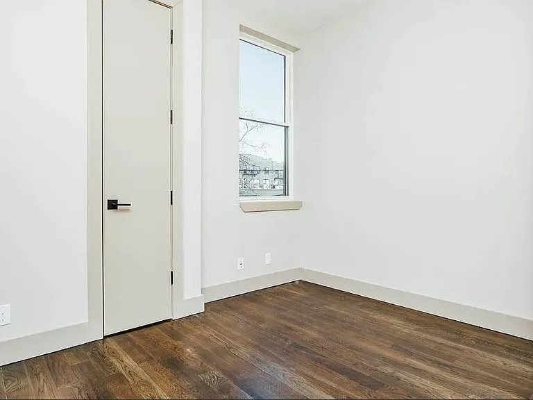 83 Stanhope St #3B — Photo 11
