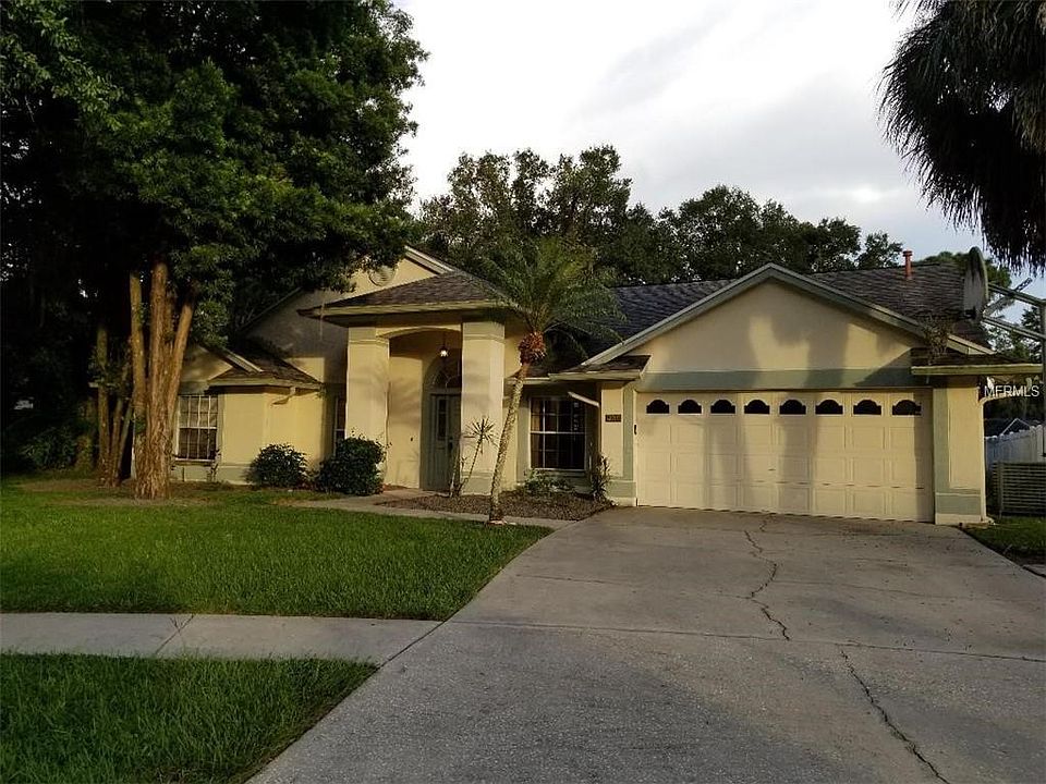1st image of 12919 Oak Shadow Pl