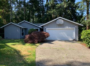 1122 NE 197th Ct, Seattle, WA 98155