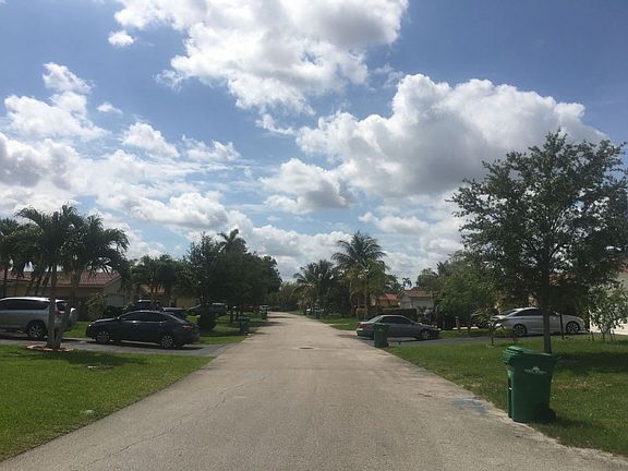 5th image of 7506 NW 41st St