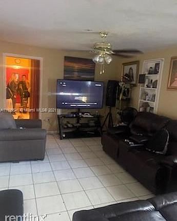 3rd image of 2186 NW 47th St