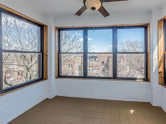 Sun Porch Room