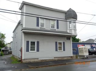 375 Metacom Ave, Warren, RI 02885