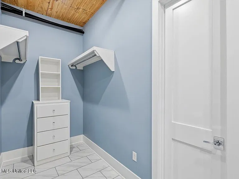 145 Republic St — Photo 24