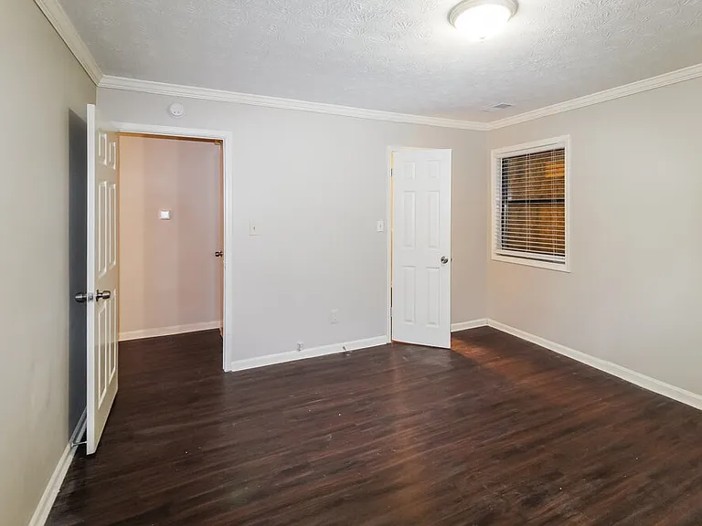 599 Maple Dr — Photo 10