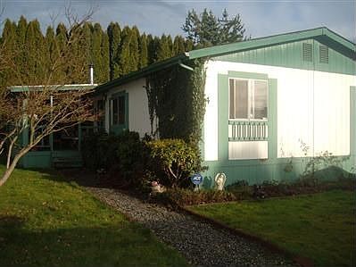 2nd image of 307 8th St Trailer 4