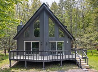 1007 Rolling Hills Dr, Lake Ariel, PA 18436