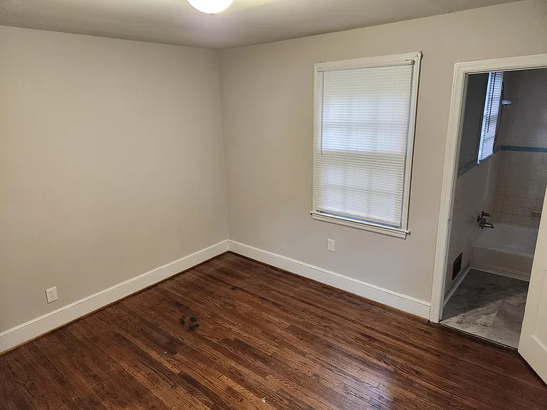 4312 Wentworth Dr — Photo 11